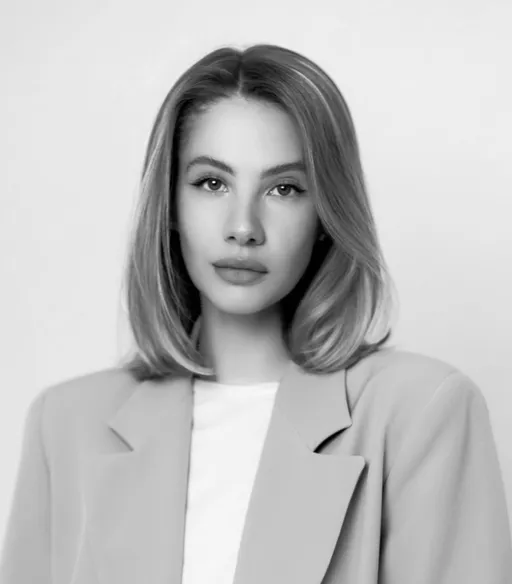 Мария Плотникова